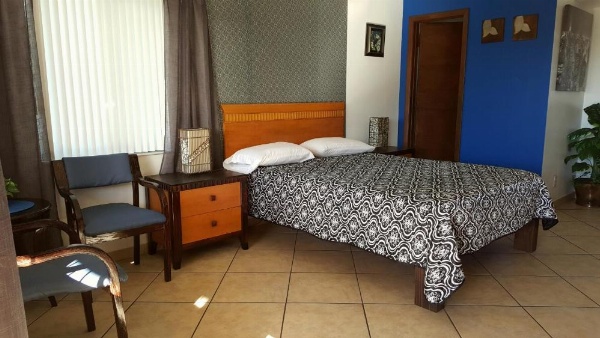 Lago Motor Inn image 20