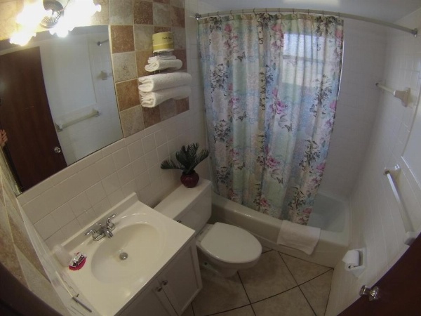 Lago Motor Inn image 24