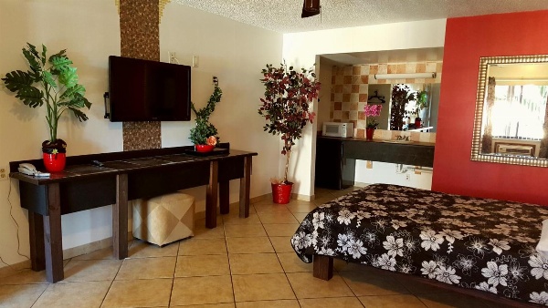 Lago Motor Inn Main image